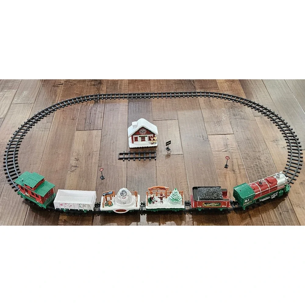 Santas Express Christmas Train Set North Pole 1225 Locomotive Holiday Decor